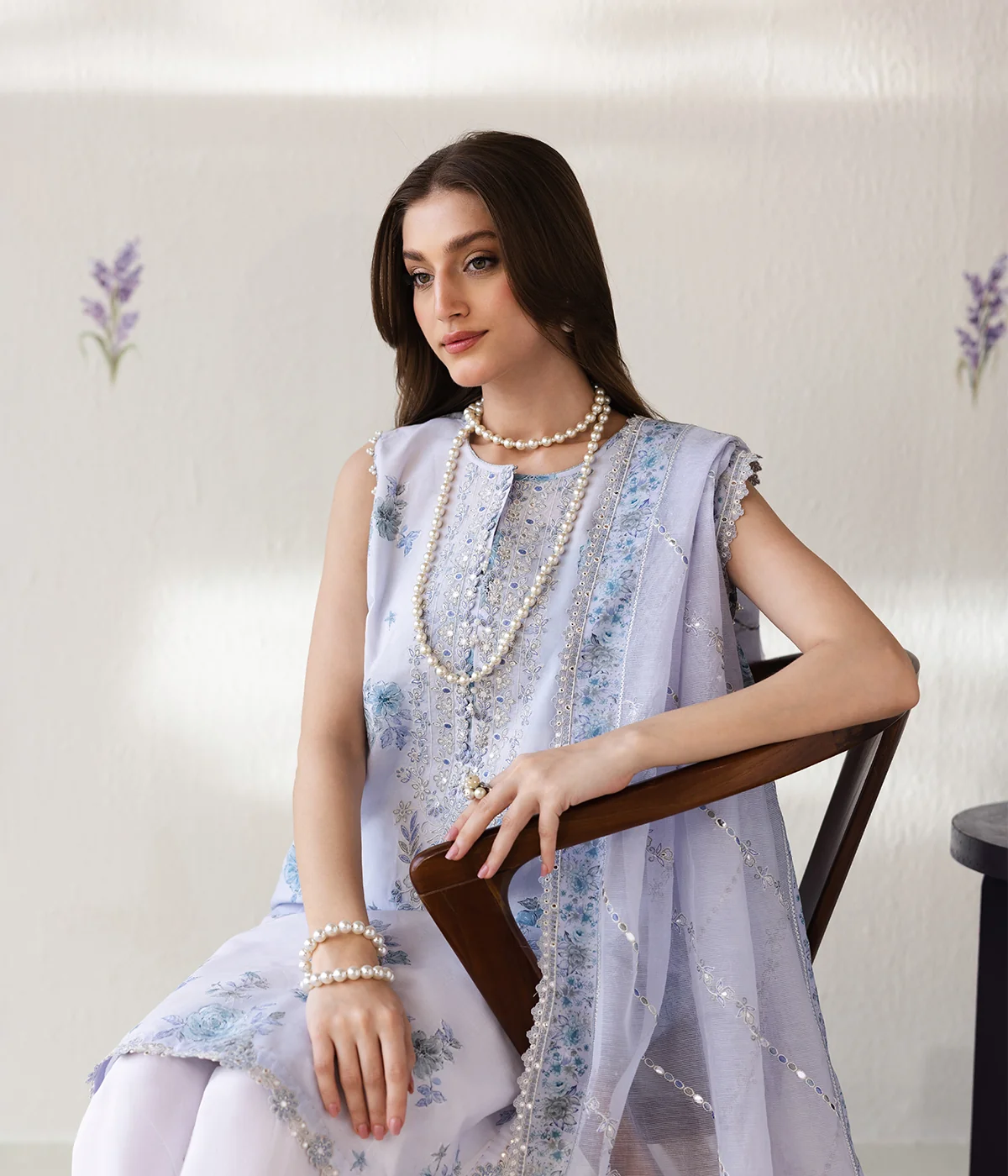 EMBROIDERED LAWN UF